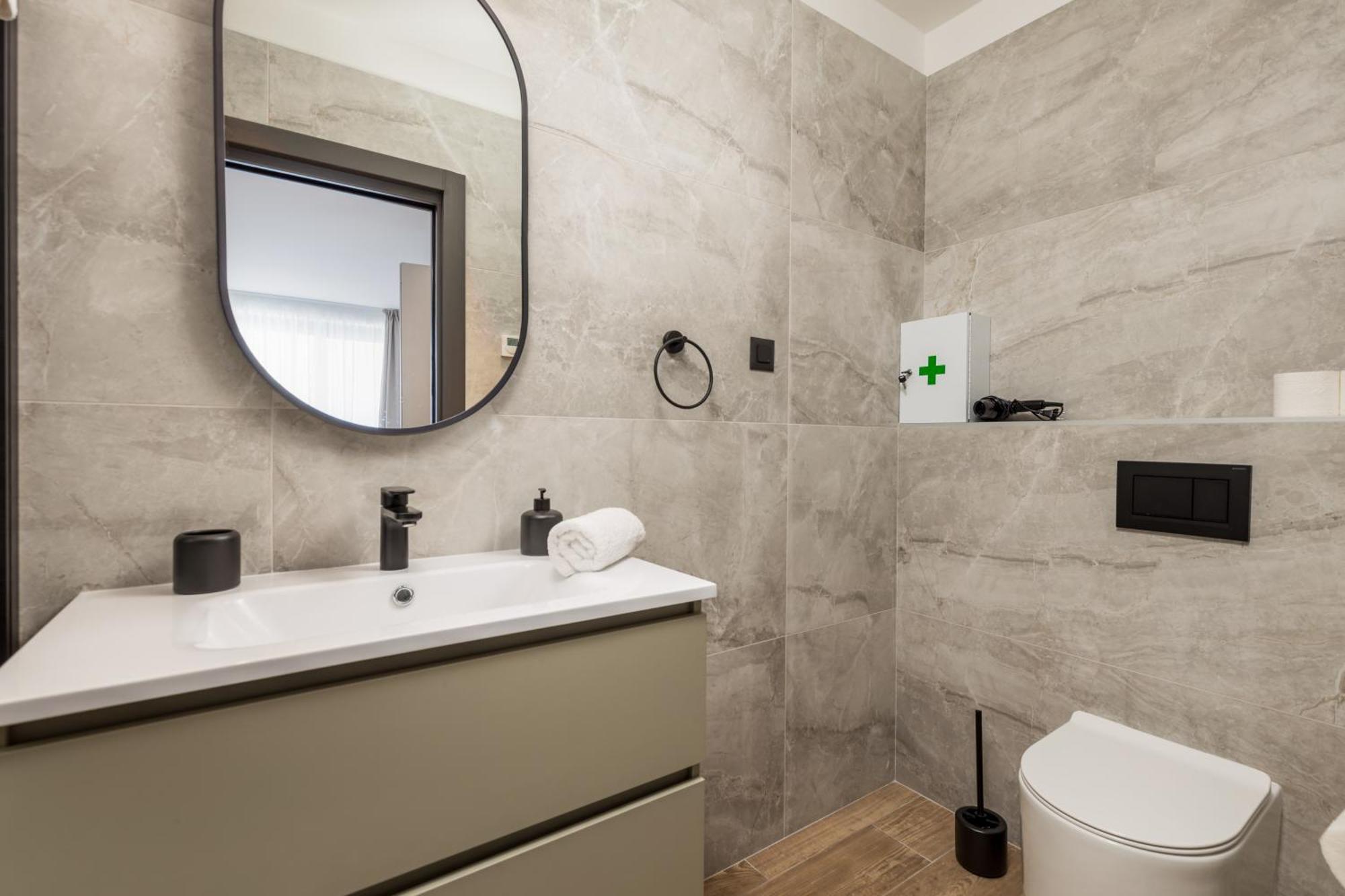 Belinda Apartments With Balcony Opatija Exterior foto